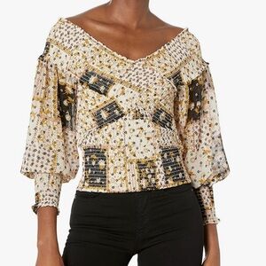 BB Dakota Notice Me Top size L